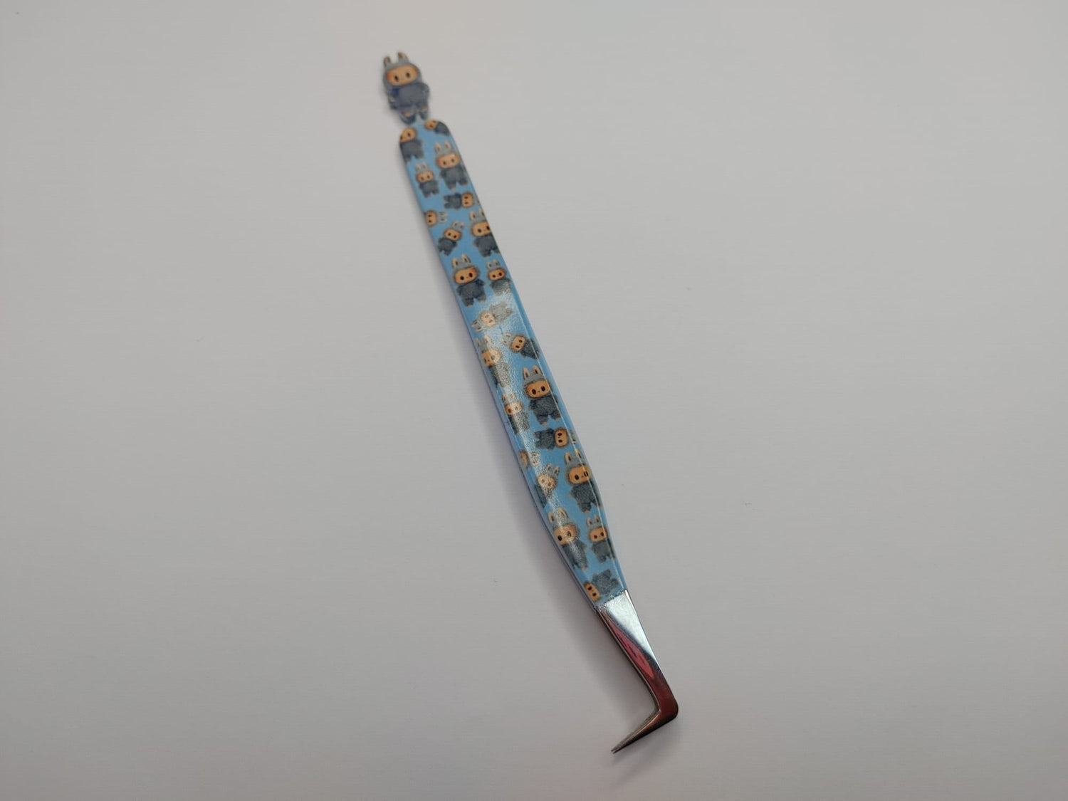 Labubub Tweezers- Essiential