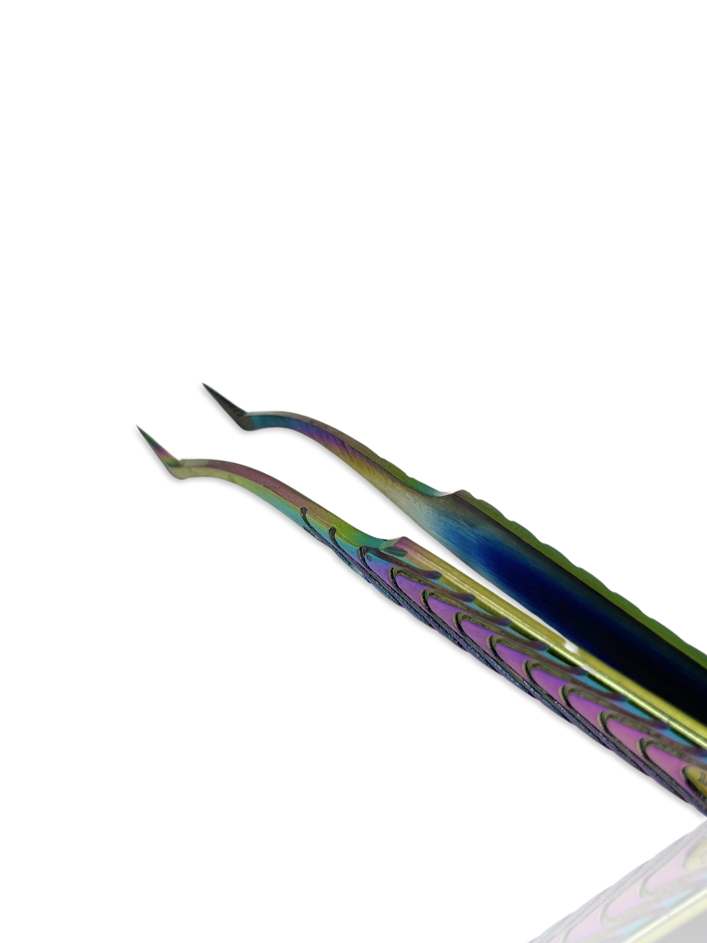 Top view of the Crane Metallic Fiber Tweezer. The arms of the tweezer are cured down and the tips are L-shaped.