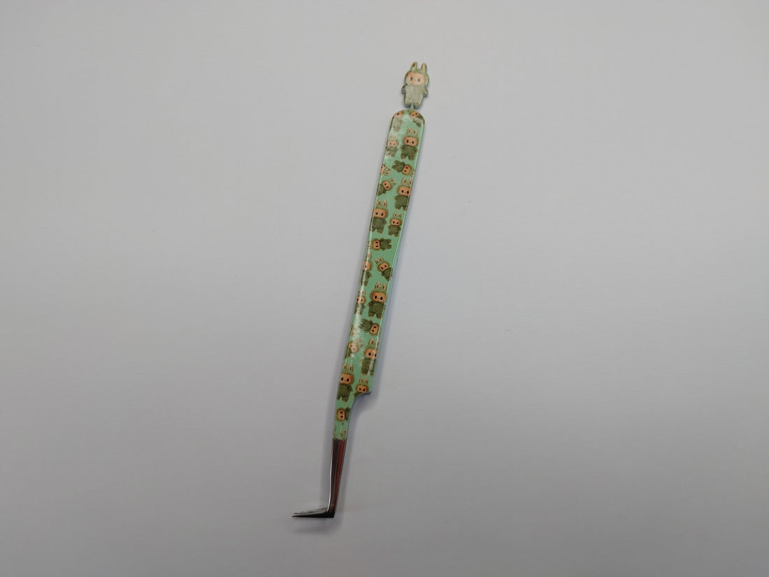 Labubu Tweezer- Square foot