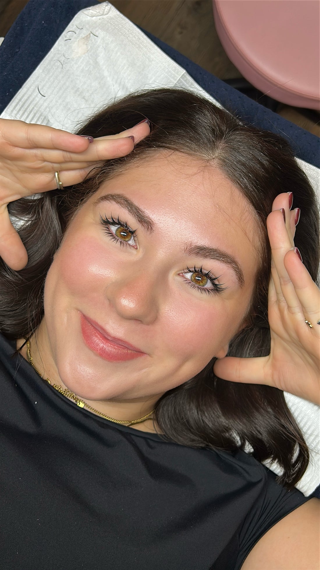 Finished anime lash extension set with separated manga-style spikes for a wispy, wide-eyed look