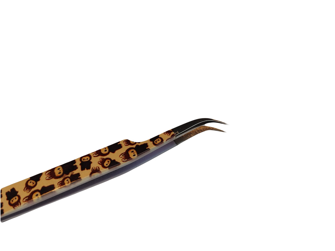 Labubu Tweezer-Curved