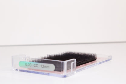 Mixed length classic lashes